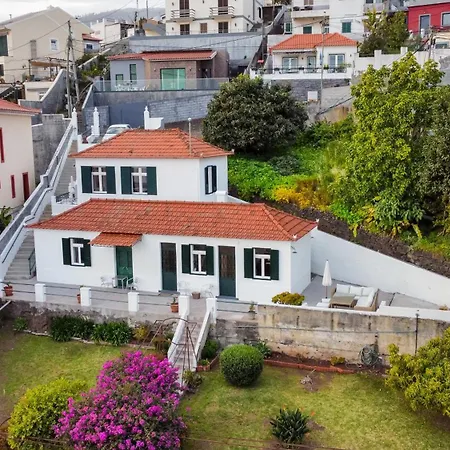 Casa Branca Do Monte * Funchal (Madeira)