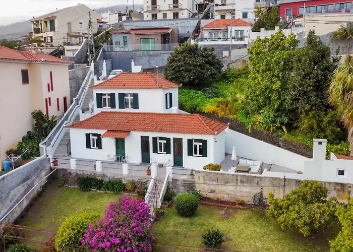 Casa Branca Do Monte * Funchal (Madeira)