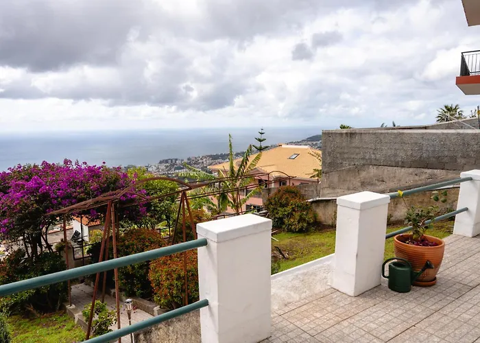 別荘 Casa Branca Do Monte